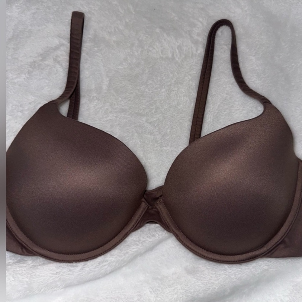 Skims 38B Fits Everybody Bra